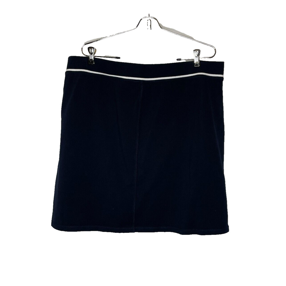 Talbots Navy Skort with White Piping - Picture 3 of 5